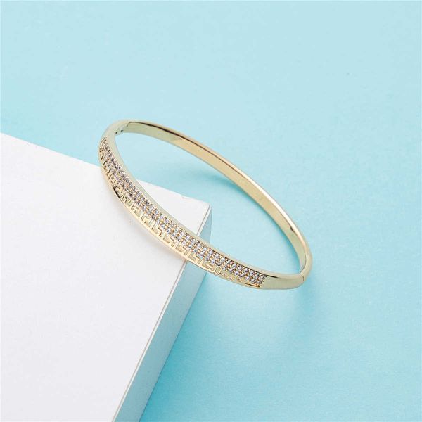 

2020 june dubai gold color bracelet moroccan women wedding charm butterfly bracelet q0720, Black