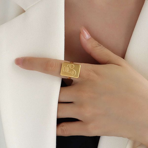 

geometric markains face square ring for women, Silver