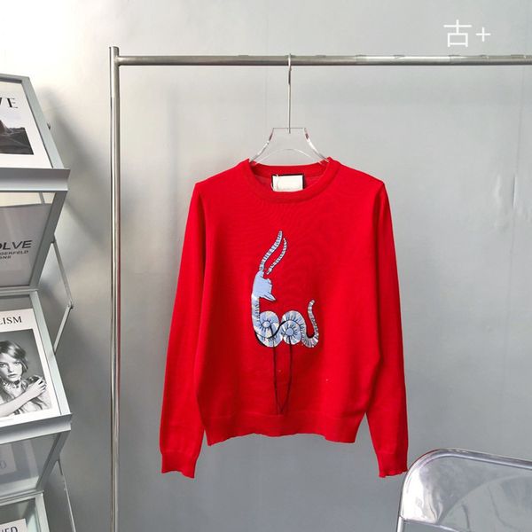 

autumn 21 new gujia animal embroidery round neck pullover sweater women's casual loose long sleeved sweater, White