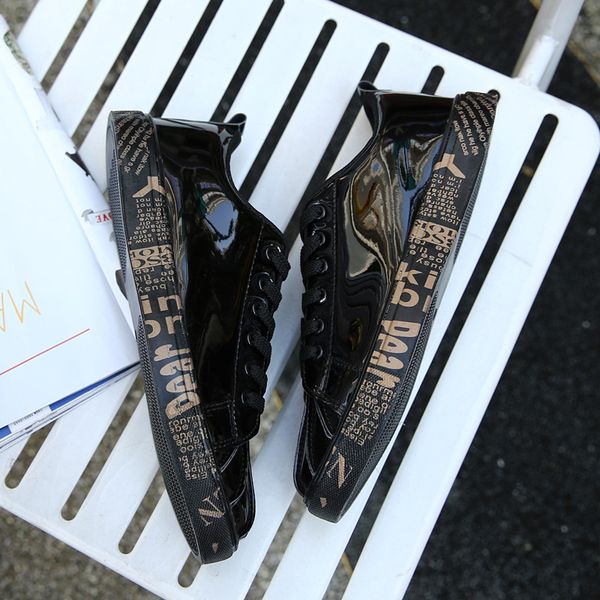 

2021 Women Mens Running Shoes Students Outdoor Sports Sneakers Patent Leather Glossy Black Golden Silver Size 36-46 Code 54-558