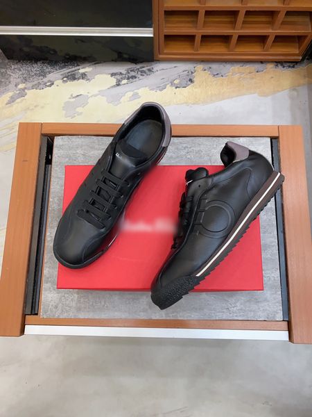 

fashion casual men designer shoes letter carved lace up white black leather luxury mens shoe streetwear fast ship2849