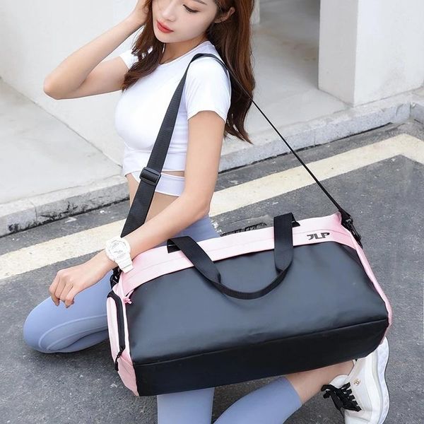 

duffel bags fashion travel bag fitness shoulder for women sac de voyage 2021 large capacity female sports yoga suitcase duffle