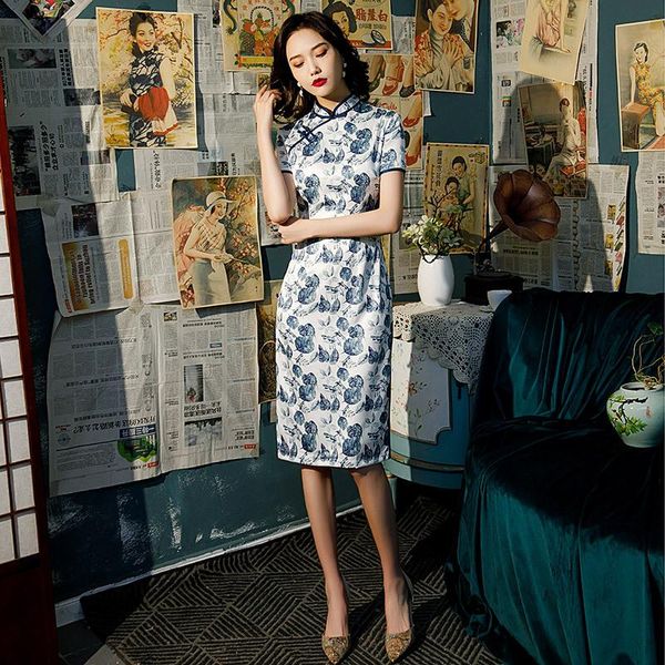 

chinese vintage short sleeve printed rayon satin qipao elegant stand collar cheongsam ladies festival party split wedding dress ethnic cloth, Red