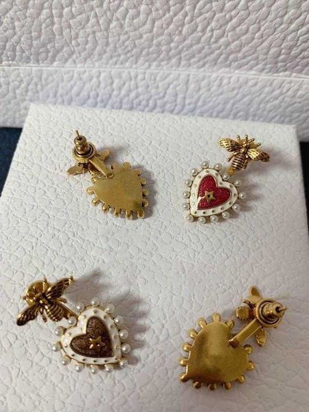 

dijia's 20-year-old new love bee earringsk5, Golden