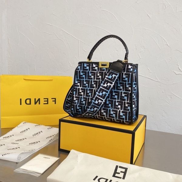 

2021 new f family handbag ff women's casual fashion versatile portable one shoulder messenger bag shopping5w2b