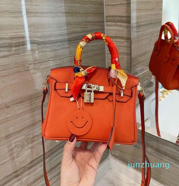 

designer- women fashion bag designer high-quality shoulder portable lady shopping bags