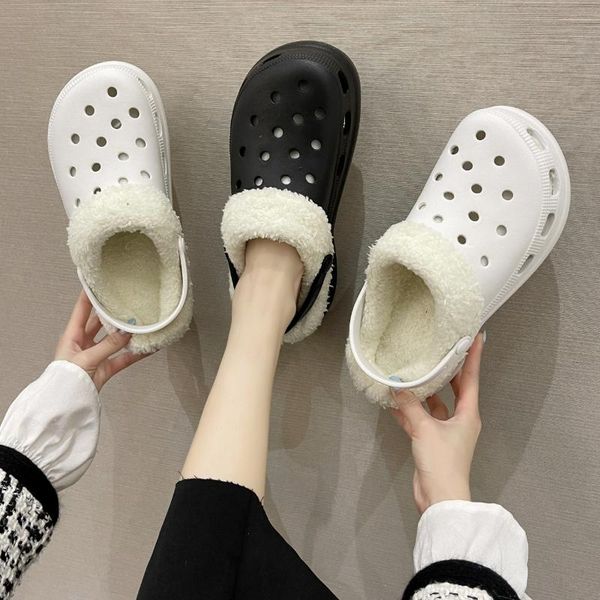 

slippers shoes woman 2021 plush for adults med pantofle platform loafers cover toe fur flat with slides basic pu short, Black