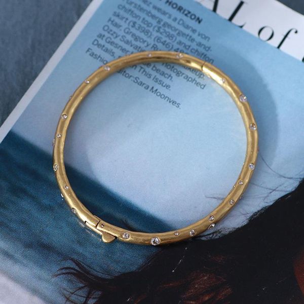 

bangle simple matte cylindrical inlaid small diamond openable bracelet, Black