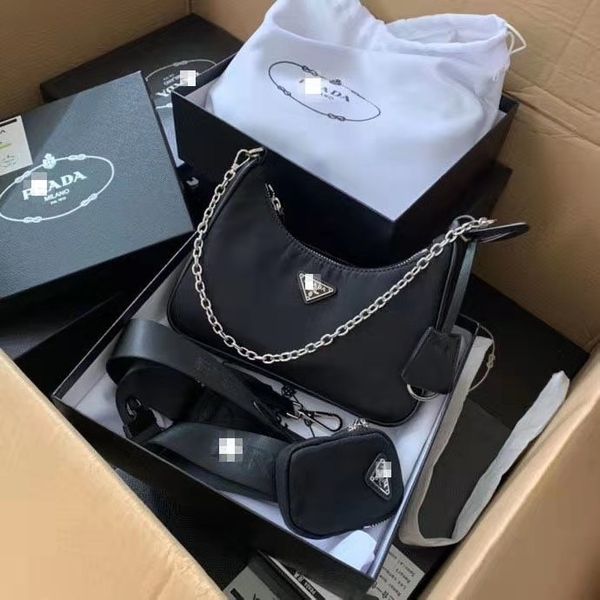 

factory outlet luxury handbags and storage p family xiaoxiang underarm women's summer 2021 new hobo nylon three in one s