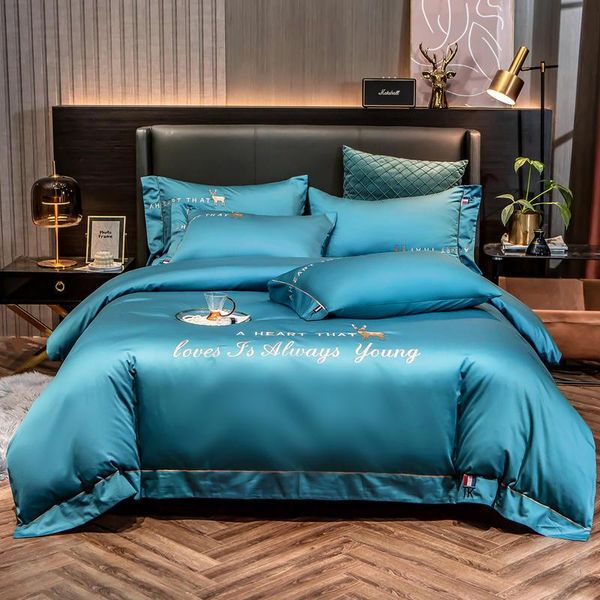 

bedding sets 4pcs 60 long staple cotton solid satin embroidery  king size duvet cover set sheet pillowcase bedclothes
