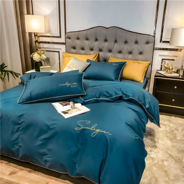 

nordic luxury embroidery satin 4-piece pure cotton bedding set