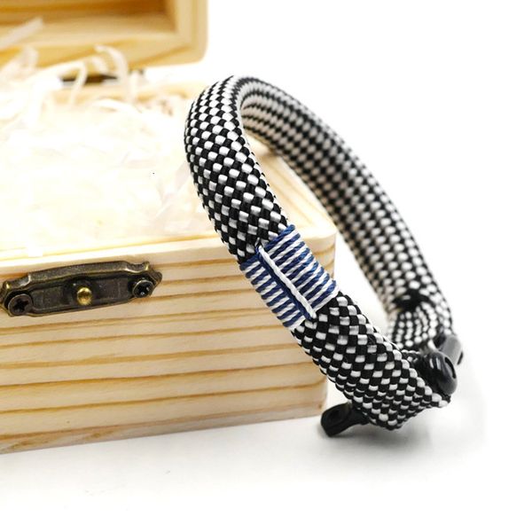 

souvenirs hand catenary black and white lattice rope bracelet wind boys'