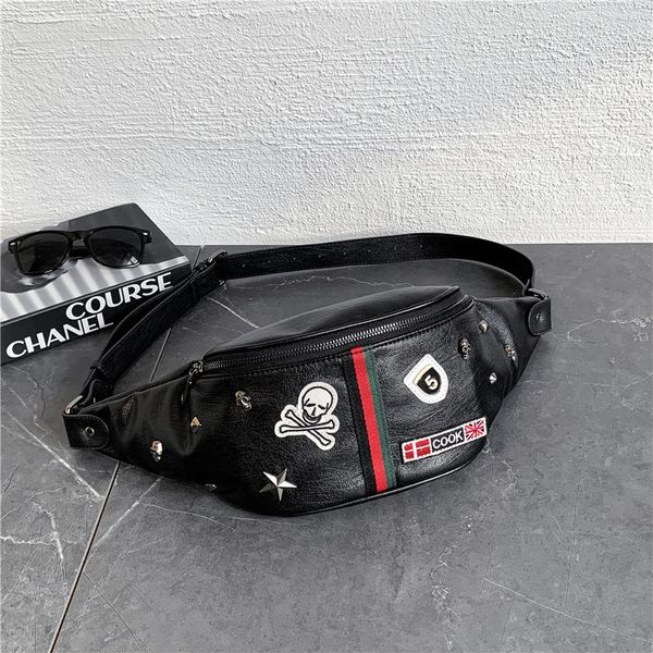 

pockets plaid waist bag casual messenger rivet ghost head chest classic stripe men's and women's shoulder strap single cross