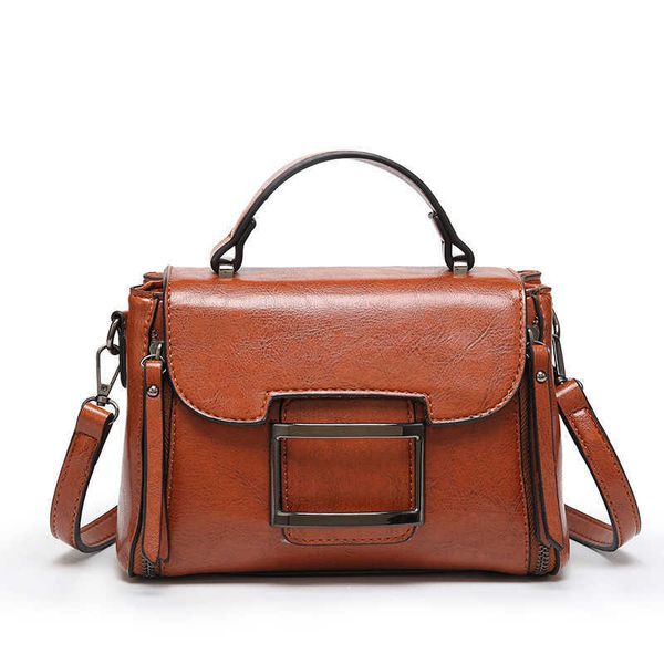 

2021 type women's oil lock small square single shoulder slant span bag