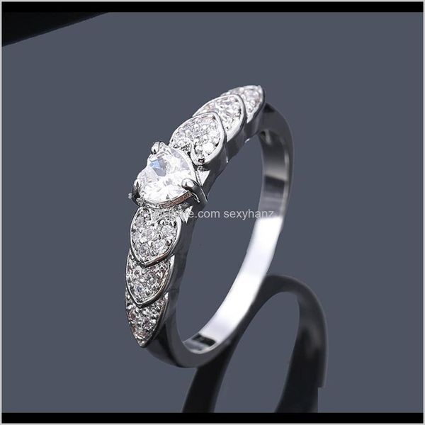 

cluster rings jewelry drop delivery 2021 simple atmosphere celebrity network star high grade female ring with copper plated gold inlaid ston, Golden;silver