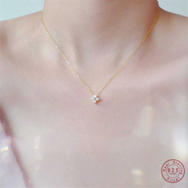 

designer necklace 925 sterling silver european simple crystal flower pendant clavicle chain women classic temperament wedding jewelry