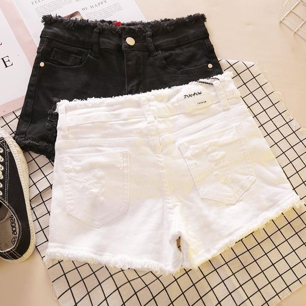 

women's shorts 2021 new denim with burr edge and holes, White;black