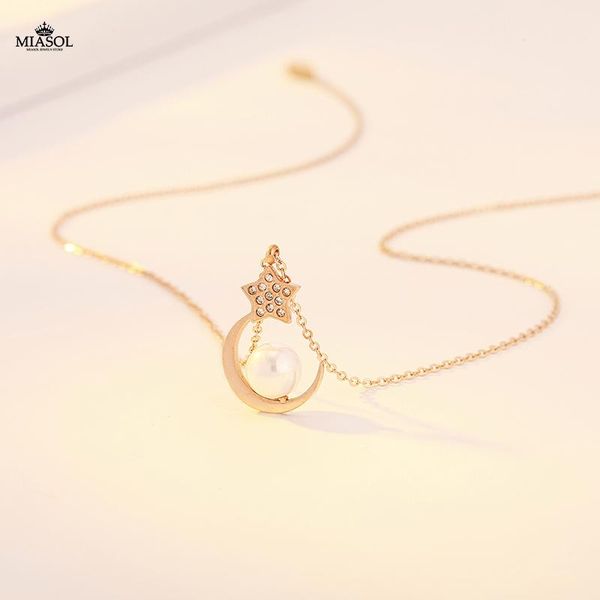 

summer womens stainless steel necklace cool moon and star pendant belongs to a beautiful girl showing the unique charm of lady chokers, Golden;silver