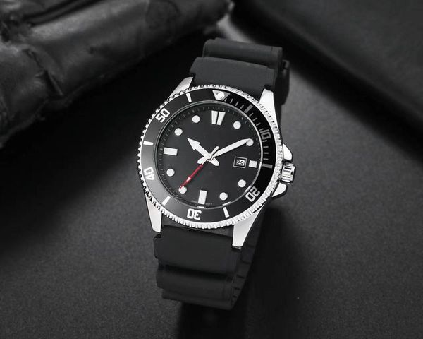 

quartz sports men's leisure calendar swordfish watch pu with rotary dial all functions can be operated, Slivery;brown