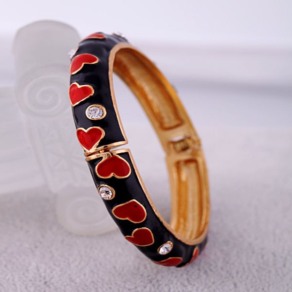 Braccialetto smaltato cuore rosso cristallo femminile classico shopping online India braccialetto vintage economico all'ingrosso Q0719