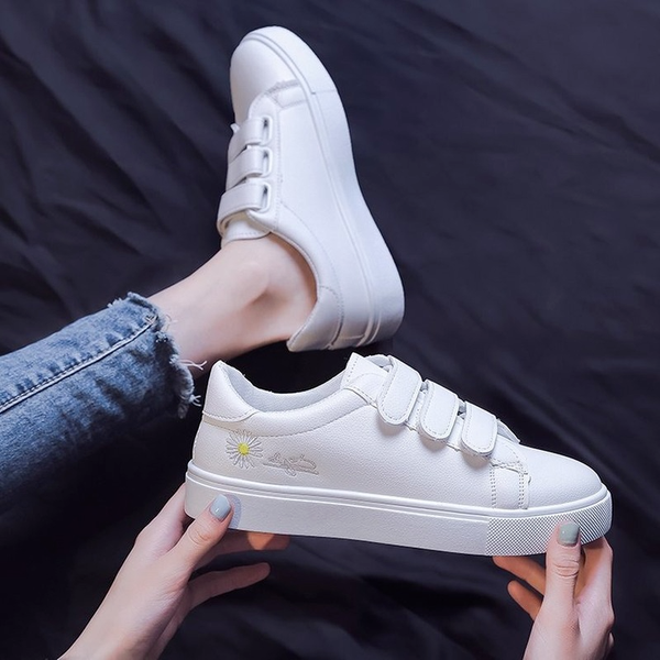 

New Spring Women Casual Shoes Fashion Comfort White Sneakers Breathable Women Sneakers Platforms Sneaker Zapatillas De Mujer