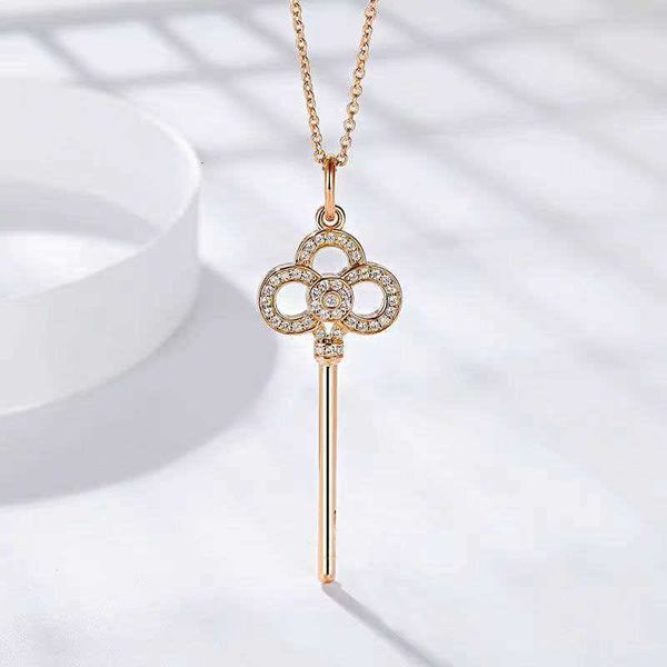 

fashion key pendant with diamond sliding petal necklace luxury gift original packaging, Silver