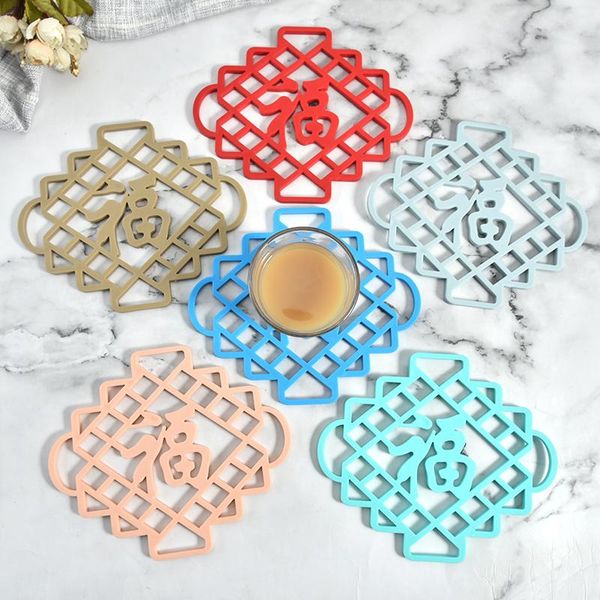 

table runner chinese rubber kitchen placemat for dining mats heat-resistant pot holder cup and mugs drink insulation pads