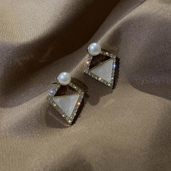 

stud korean fashion women's exquisite simple rhinestonesgeometric earrings temperament female jewelry accessories, Golden;silver