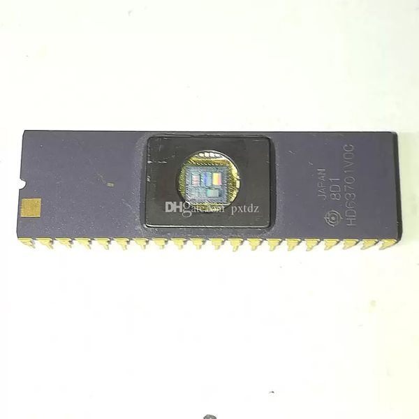 HD63701V0C . HD63701VOC, Integrierte Schaltkreise, Dual-Inline-64-Pin-Dip-Keramikgehäuse mit Goldoberfläche. Vintage MIKROCONTROLLER. Rundes Fenster alte CPU. 8-BIT, UVPROM, CDIP64