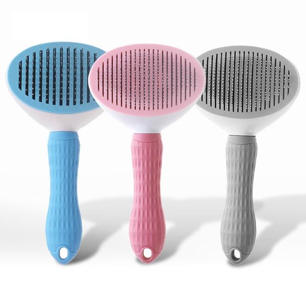 

pet comb combing cat hair to remove self-cleaning dog fleas