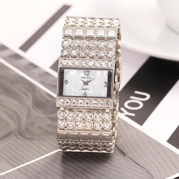Relógios de pulso Temperamento Senhoras Relógio na Europa e América Banhado Diamante Shell Liga Banda Larga Moda Decorativa Bracelet224R