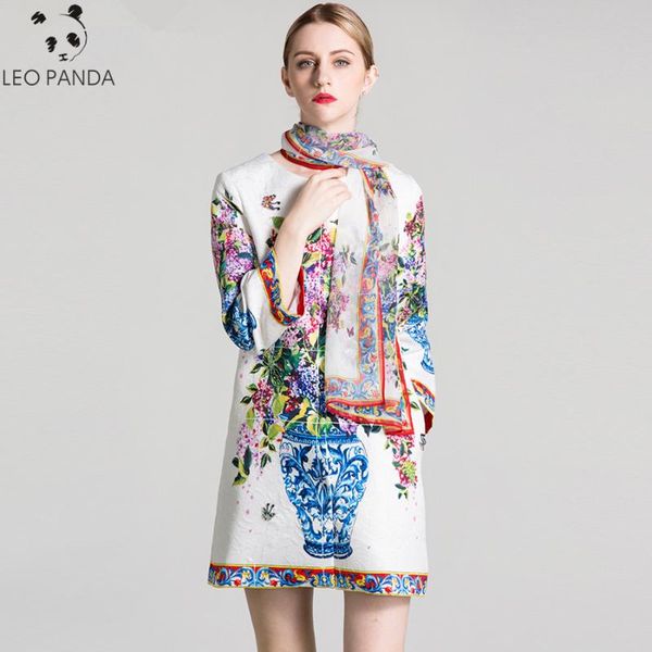 

women's jackets uk spring vintage print coat 2021 fall winter women full sleeve scarf flower vase beading jacquard long designer xxl co, Black;brown