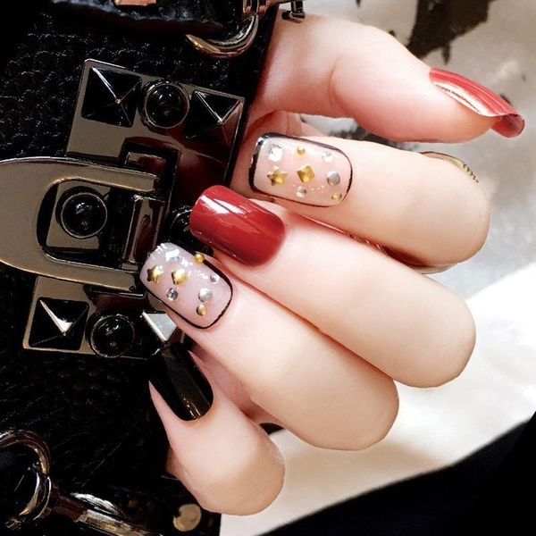 

false nails fashion short fake nail patches glamour black red willow clips 24 pieces boxed c67, Red;gold