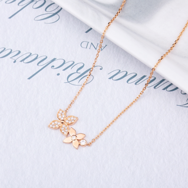

s925 silver four-leaf clover flower full diamond necklace bracelet classic high-quality fashion jewelry that ladies like to wear