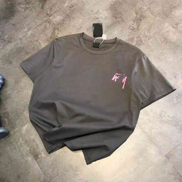 

2022 factory wholesale new high version spring summer fashion iron gray white casual korean rose red printing comfortable and breathable cou