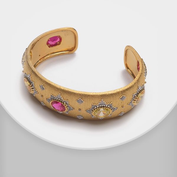 

amorita boutique delicate fashion bangle 210506, Black