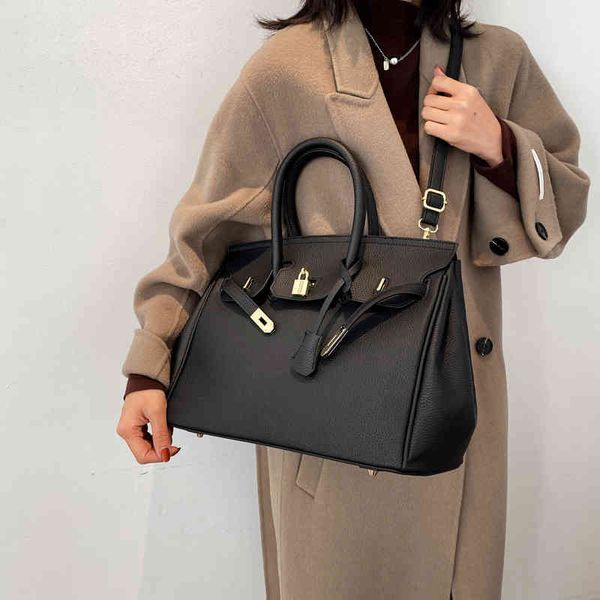 

this year's popular 2021 fashionable lychee bucket chic large capacity slung temperament star bag trend