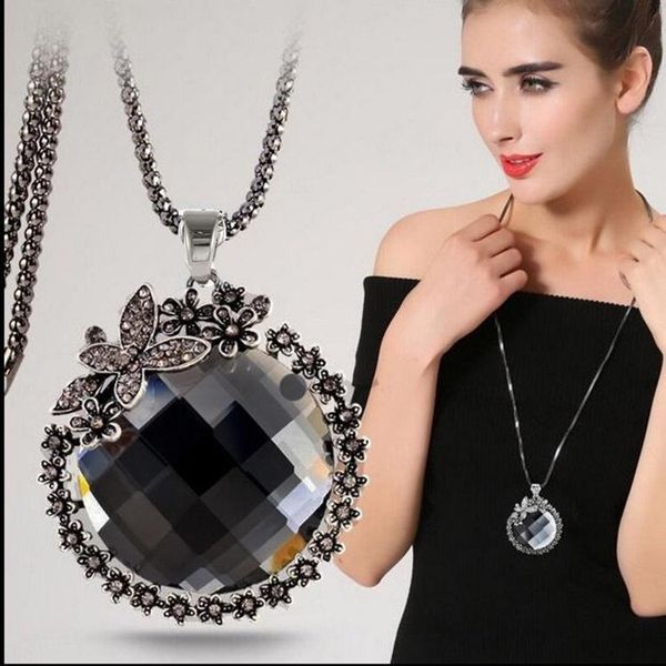 

pendant necklaces gray crystal neclace, Silver
