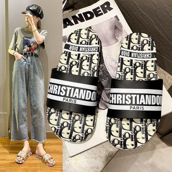 

2021 summer new black flat heel korean one line slippers for women