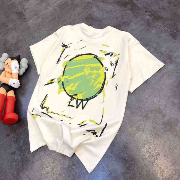 

2022 factory wholesale new summer fashion hand painted face letter printed round neck short sleeve men's and women's simple t-shir, White