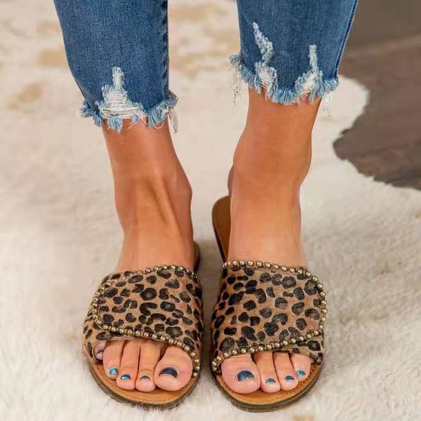 

2021 summer new womens sandals flat heel open toe outdoor rivets slippers fashion beach leopard sandalias de mujer, Black