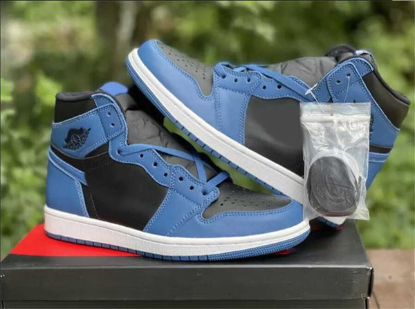 

2021 release 1 high og dark marina blue men outdoor shoes women black-white hyper royal black 555088-404 sports sneakers size 36-47