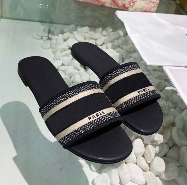 

2021 new fashion trend classics sandals slippers slides floral brocade gear bottoms flip flops women striped beach causal slipper home011 12, Black