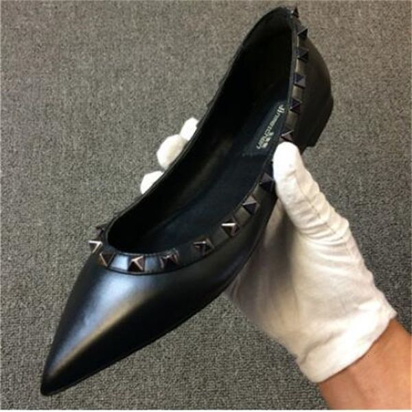 

dress shoes 2021 flat heel women mules pointed toe rivets strap ladies sandals female brand v dust bag k1p9, Black