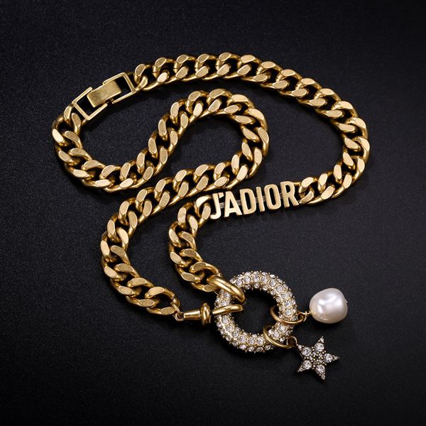 

d family's new five point star pearl necklace in 2021, Silver