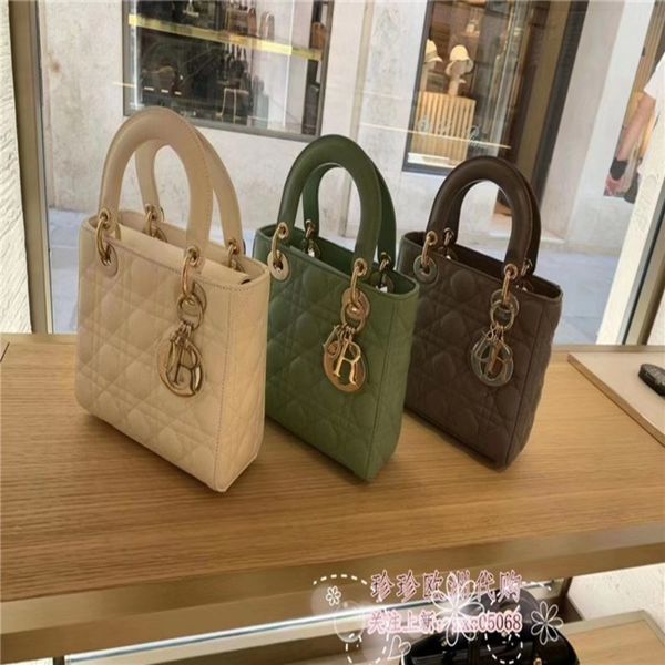 

lady three grid suede princess bag hand one shoulder straddle women's handbag