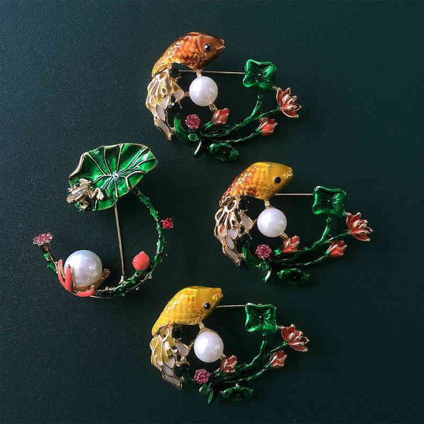 

factory wholesale color matching imitation enamel koi brooch lotus leaf frog chinese style cheongsam pin animal accessories hea/rtsch/rome