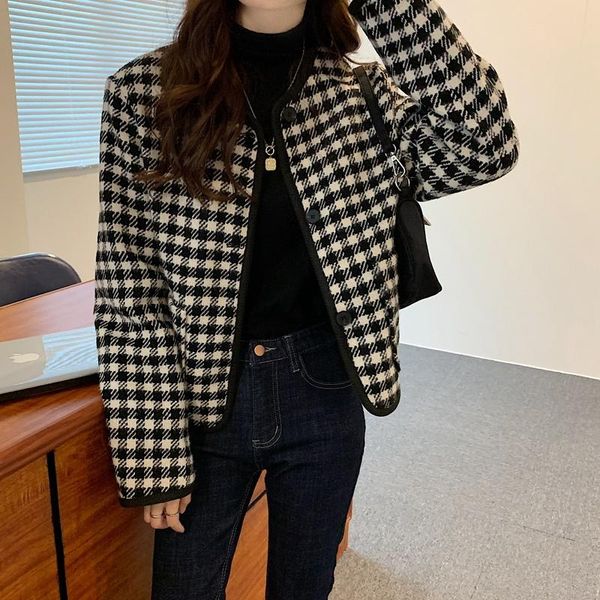 

women's jackets this year's coat fashion autumn and winter wear 2021 ins versatile plaid long sleeve short cardigan, Black;brown