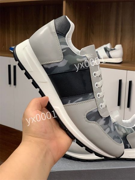 

2022 stud rockrunner boots camouflage trainers designer shoes mesh leather combo rock runner sneakers mens rubber sole, Black