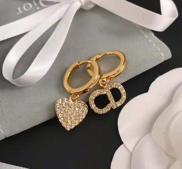 

70% off di 2021 new pearl earrings women's net red versatile letter, Golden;silver